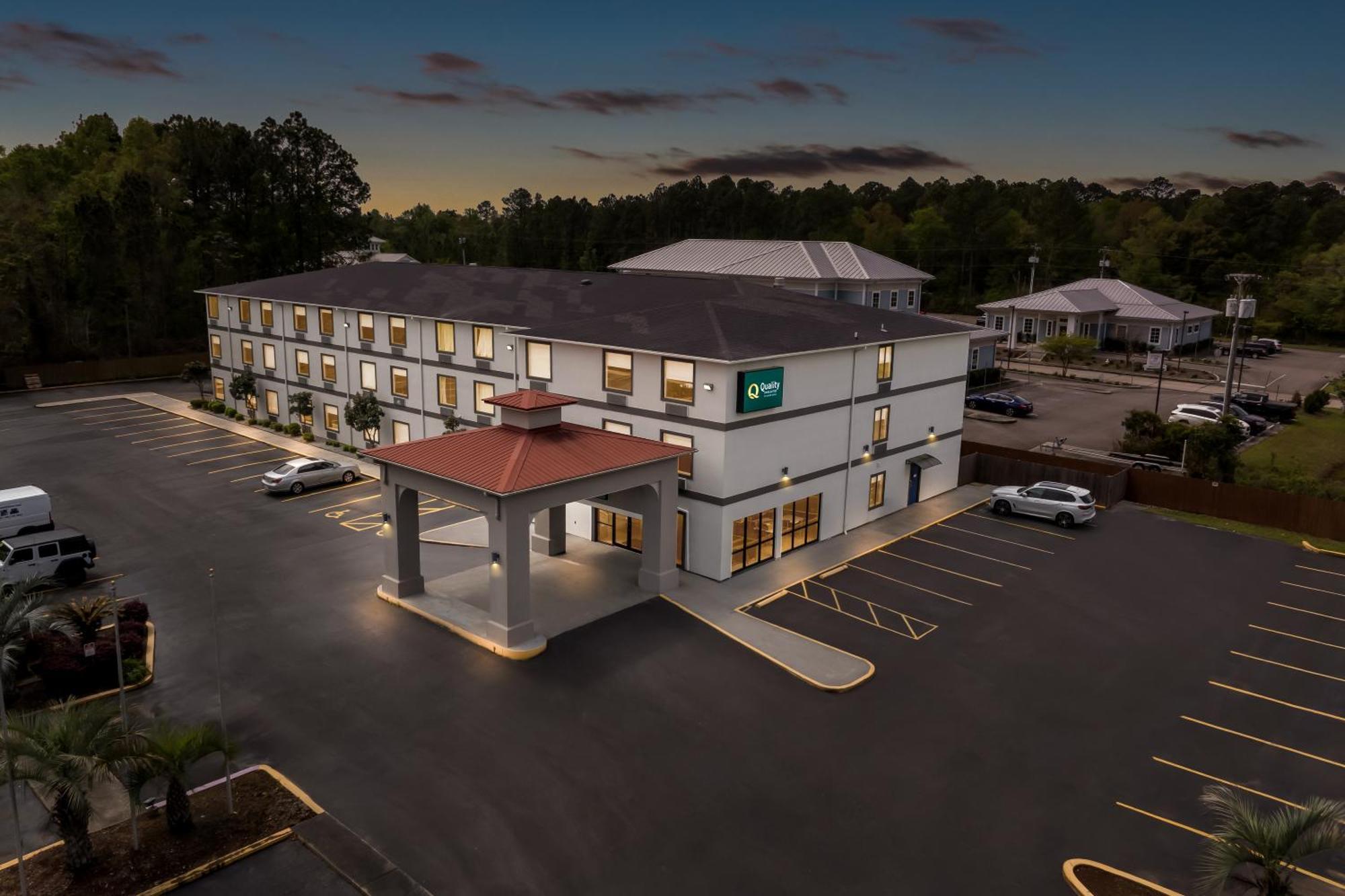 Quality Inn & Suites Biloxi Exterior foto