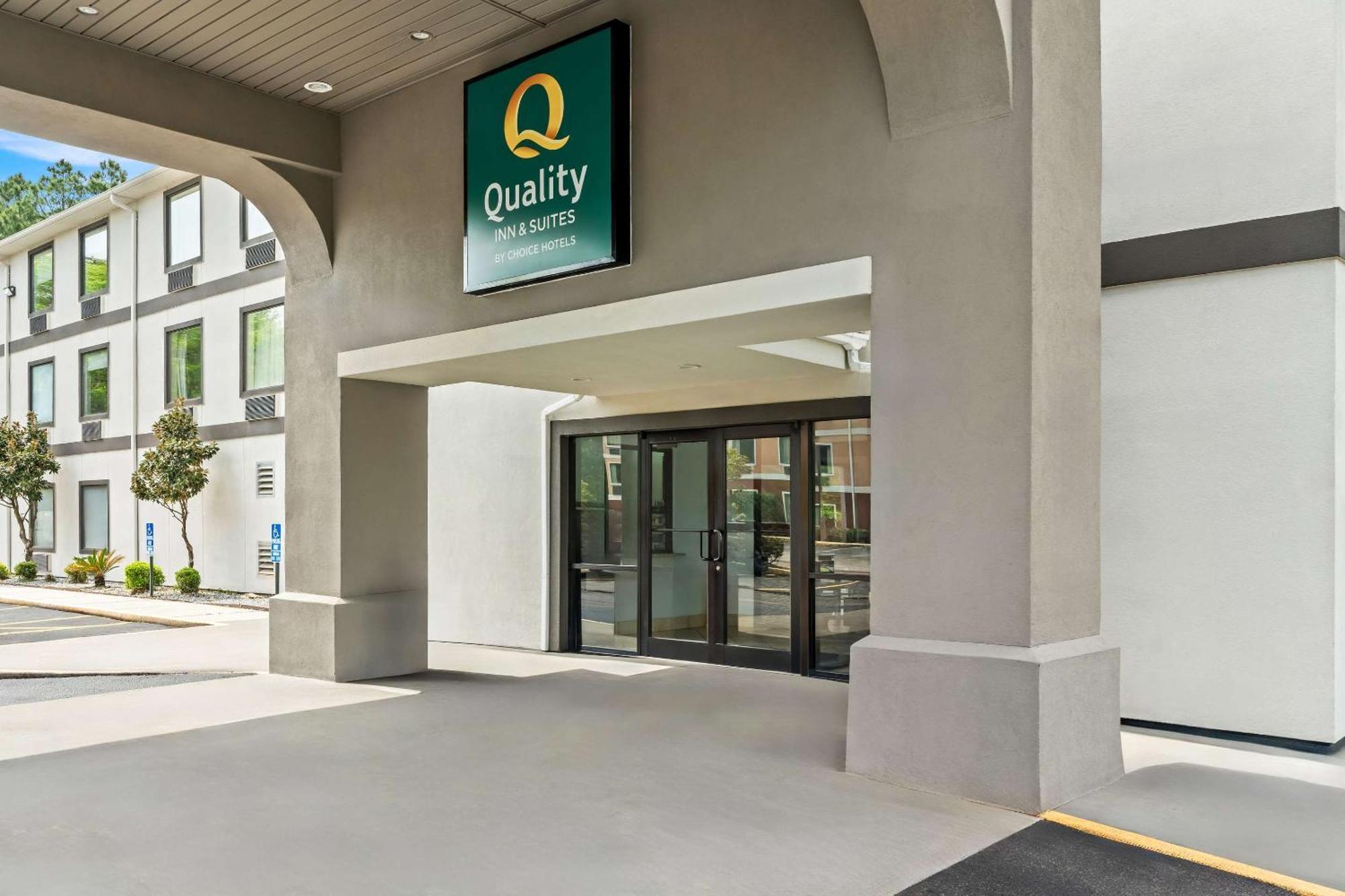 Quality Inn & Suites Biloxi Exterior foto